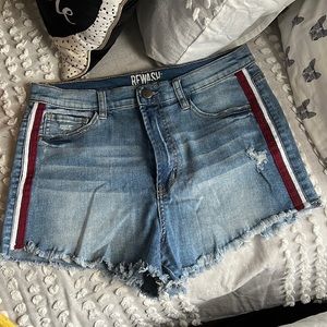 Rewash Jean shorts with maroon side stripe
